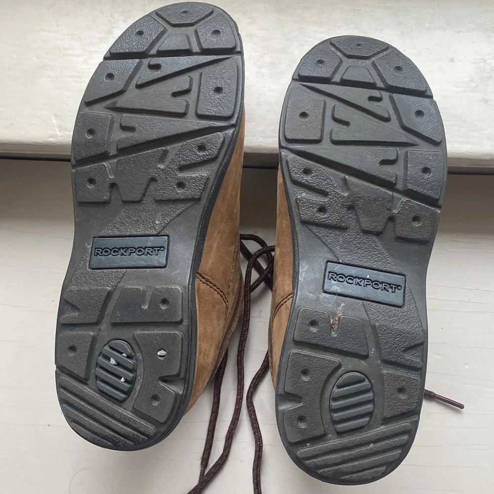 Rockport women’s lace up tan boots - Picture 4 of 6